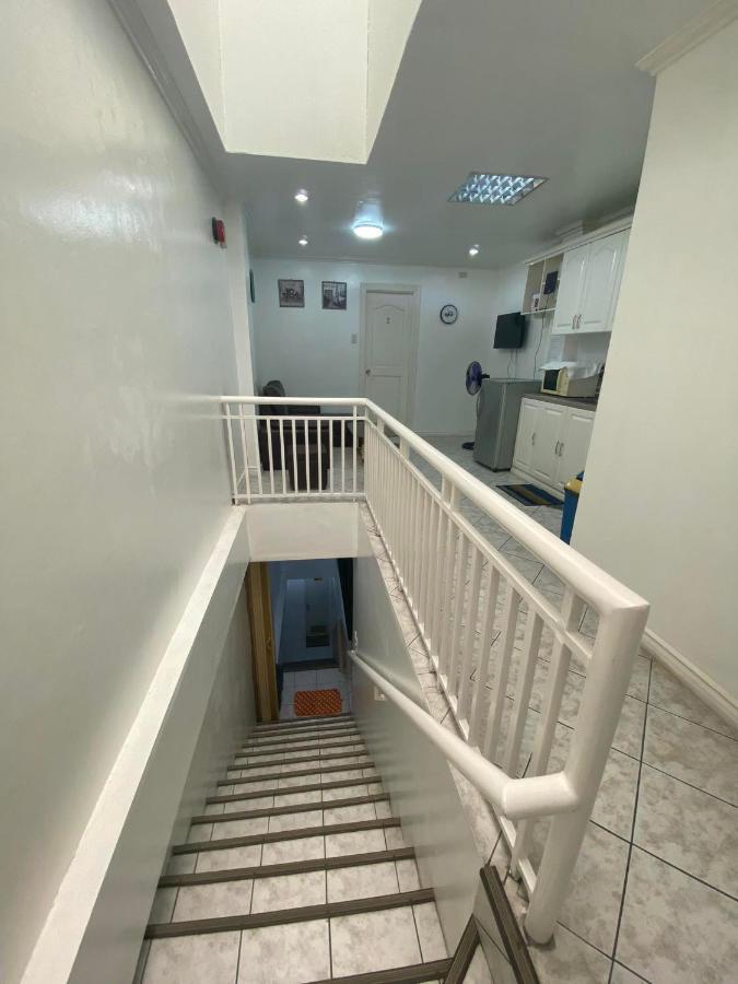 Romy's Place - Entire 3rd Floor *