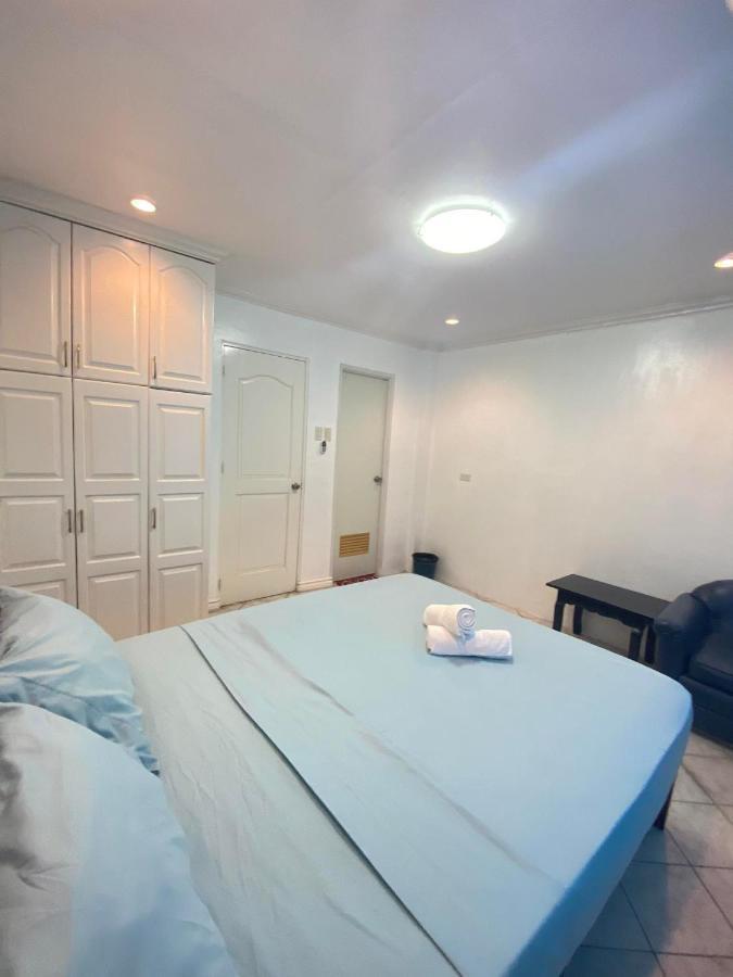 Romy's Place - Entire 3rd Floor Vigan